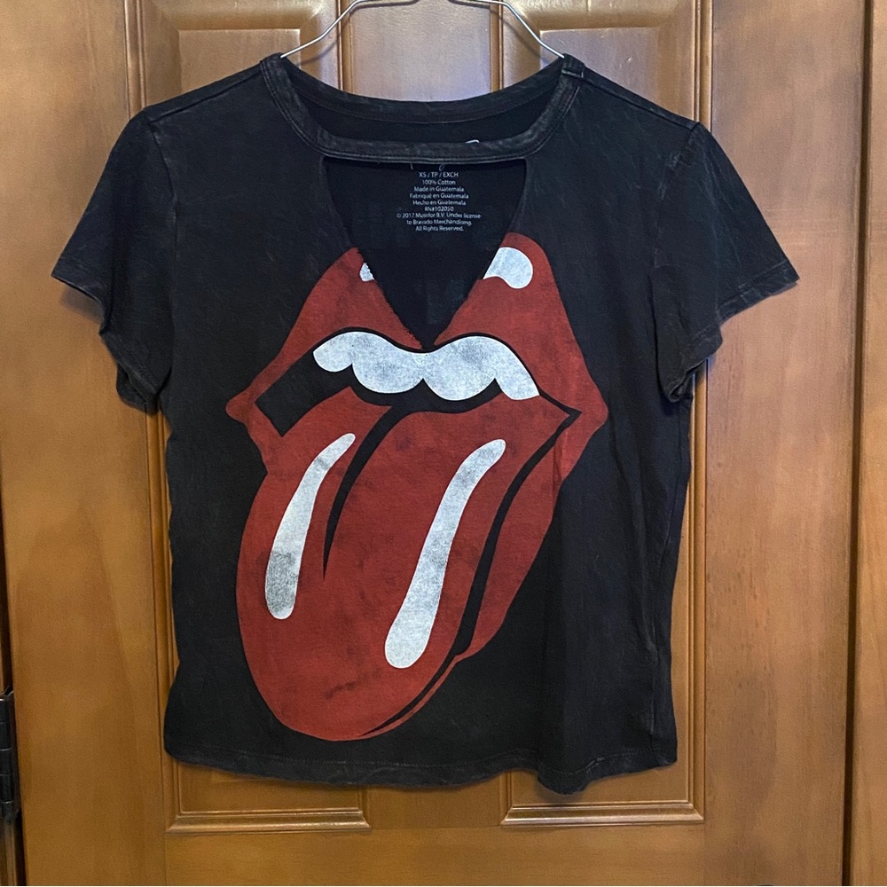 American Eagle Rolling Stones Crop Top